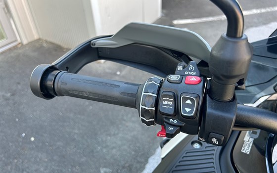 Gebrauchtmotorrad BMW R 1300 GS Adventure - Bild 9 Gebrauchtmotorrad BMW R 1300 GS Adventure - Bild 9