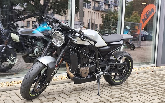 Gebrauchtmotorrad Husqvarna Vitpilen 701 - Bild 1