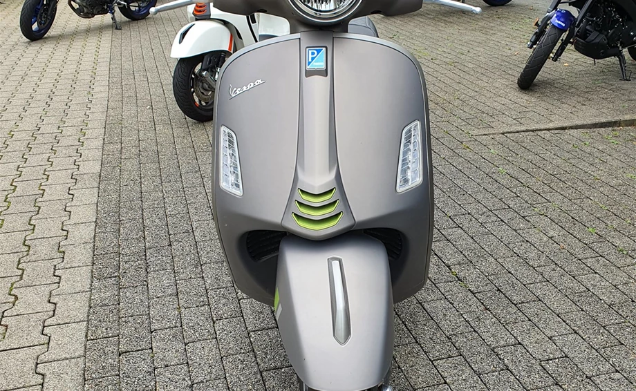 Angebot Vespa GTS 300 Bild 3: Angebot Vespa GTS 300