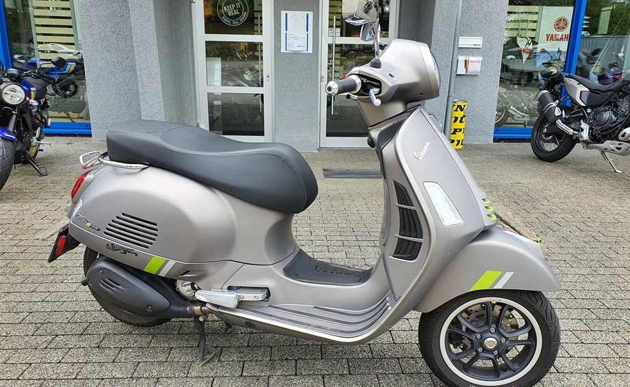 Angebot Vespa GTS 300 Bild 1: Angebot Vespa GTS 300