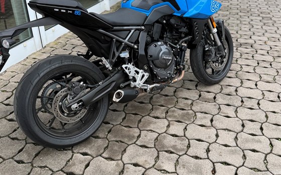 Gebrauchtmotorrad Suzuki GSX-8S - Bild 3