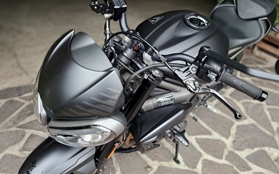 Gebrauchtmotorrad Triumph Street Triple 765 R - Bild 17