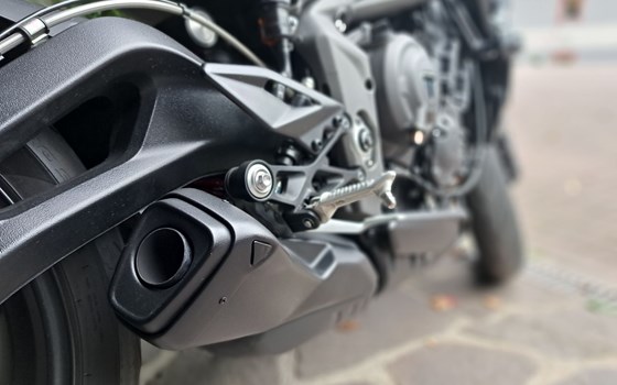Gebrauchtmotorrad Triumph Street Triple 765 R - Bild 8 Gebrauchtmotorrad Triumph Street Triple 765 R - Bild 8