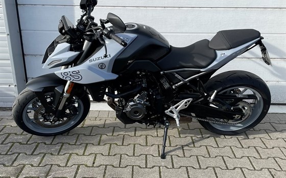 Gebrauchtmotorrad Suzuki GSX-8S - Bild 4