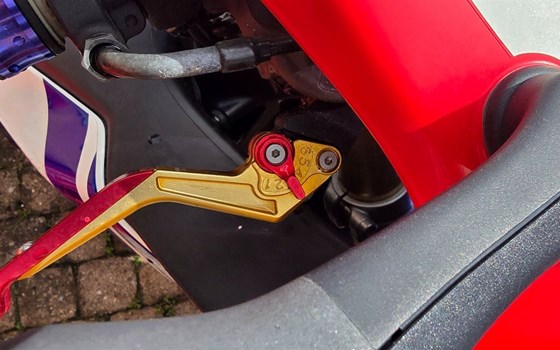 Gebrauchtmotorrad Honda CBR1000RR Fireblade - Bild 3