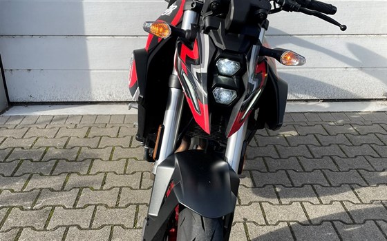 Gebrauchtmotorrad Suzuki GSX-8S - Bild 2