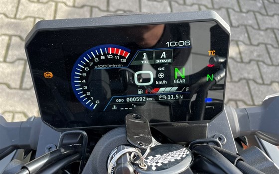 Gebrauchtmotorrad Suzuki GSX-8S - Bild 3