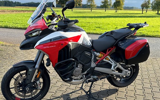 Gebrauchtmotorrad Ducati Multistrada V4 S - Bild 2 Gebrauchtmotorrad Ducati Multistrada V4 S - Bild 2