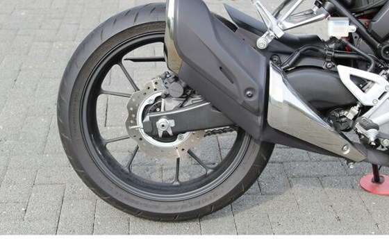 Gebrauchtmotorrad Honda CB300R - Bild 8