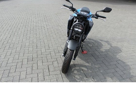 Gebrauchtmotorrad Honda CB125R - Bild 15
