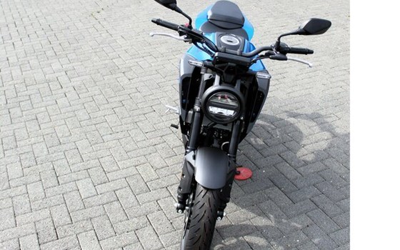 Gebrauchtmotorrad Honda CB125R - Bild 18