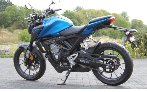 Gebrauchtmotorrad Honda CB125R - Bild 19