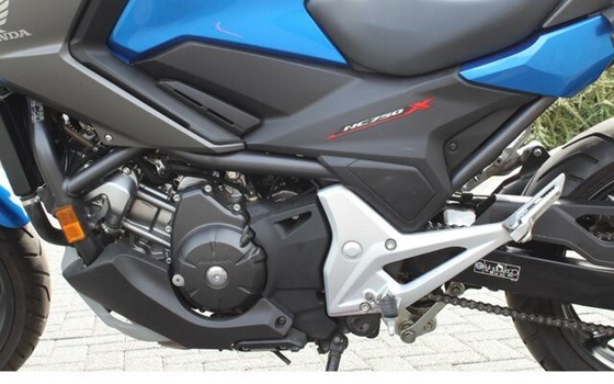 Gebrauchtmotorrad Honda NC750X DCT - Bild 10