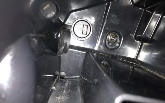 Gebrauchtmotorrad Sym Joymax Z+ 300i - Bild 18