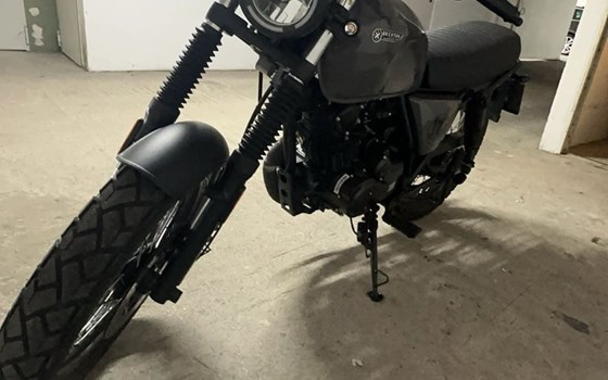 Gebrauchtmotorrad Brixton Cromwell 125 - Bild 1 Gebrauchtmotorrad Brixton Cromwell 125 - Bild 1