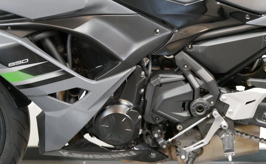 Angebot Kawasaki Ninja 650 Bild 8: Angebot Kawasaki Ninja 650