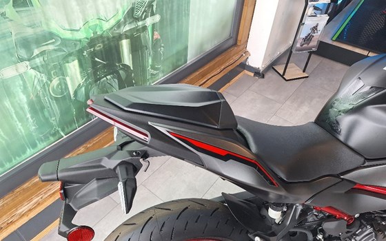 Neufahrzeug Kawasaki Z 500 SE - Bild 3