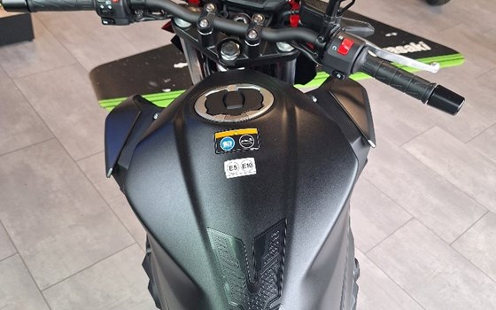 Neufahrzeug Kawasaki Z 500 SE - Bild 4