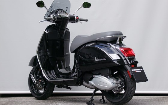 Gebrauchtmotorrad Vespa GTS 300 - Bild 8 Gebrauchtmotorrad Vespa GTS 300 - Bild 8