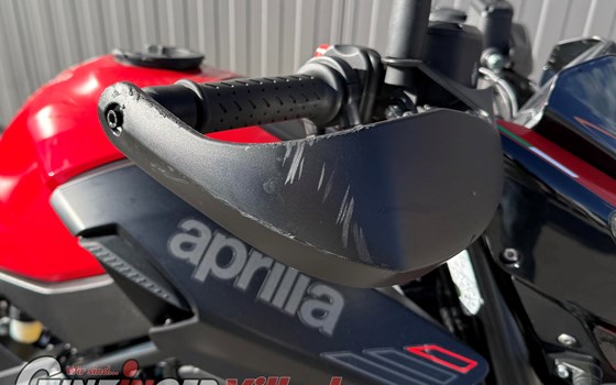 Gebrauchtmotorrad Aprilia Shiver 750 - Bild 12 Gebrauchtmotorrad Aprilia Shiver 750 - Bild 12
