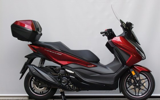 Gebrauchtmotorrad Honda Forza 350 - Bild 12 Gebrauchtmotorrad Honda Forza 350 - Bild 12