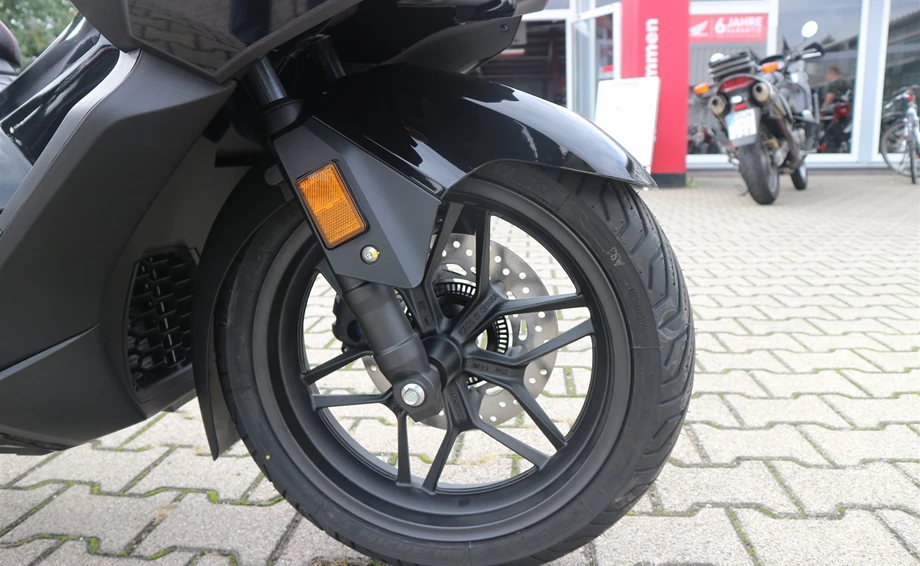 Offer Honda Forza 350 Bild 8: Offer Honda Forza 350