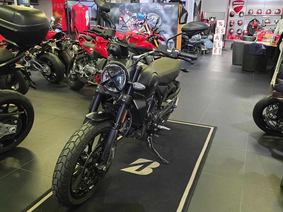 Angebot Ducati Scrambler Icon Dark Bild 1: Angebot Ducati Scrambler Icon Dark