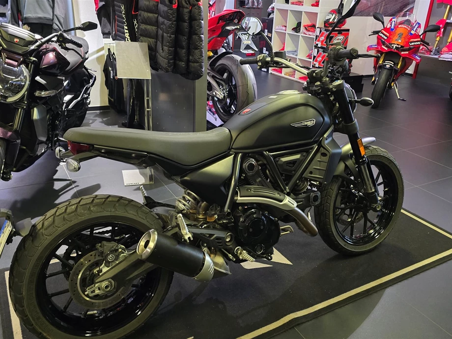 Angebot Ducati Scrambler Icon Dark Bild 3: Angebot Ducati Scrambler Icon Dark