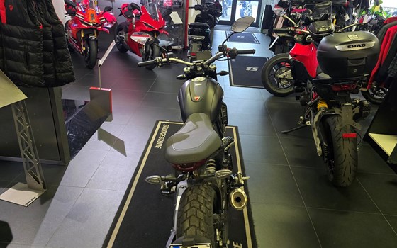 Gebrauchtmotorrad Ducati Scrambler Icon Dark - Bild 7