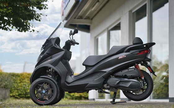 Gebrauchtmotorrad Piaggio MP3 350 ABS-ASR Sport - Bild 3