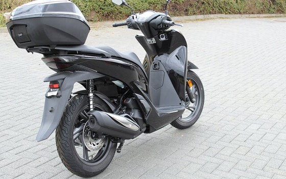 Gebrauchtmotorrad Honda SH125i - Bild 15