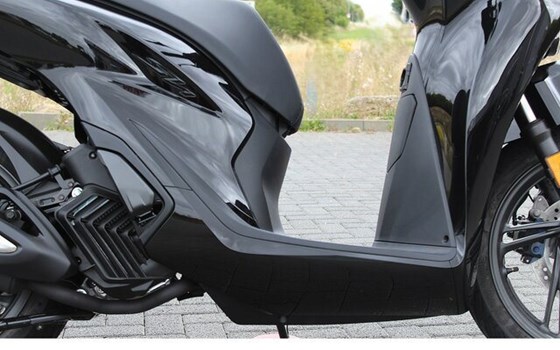 Gebrauchtmotorrad Honda SH125i - Bild 7