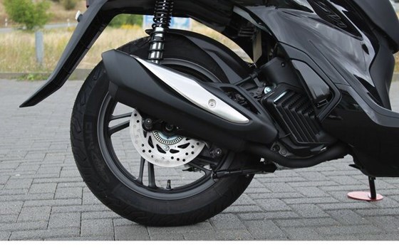 Gebrauchtmotorrad Honda SH125i - Bild 8