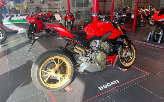 Gebrauchtmotorrad Ducati Streetfighter V4 S - Bild 3