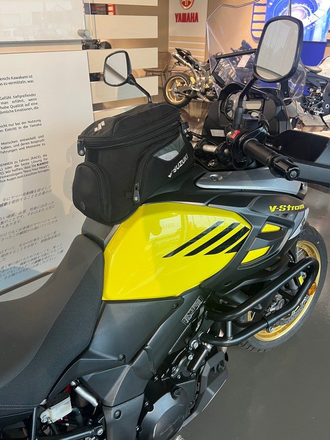 Suzuki V-Strom 1000 Traveller 