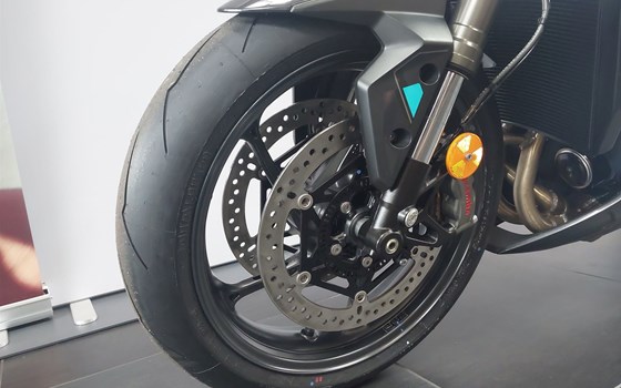 Neufahrzeug Triumph Street Triple 765 RS - Bild 5