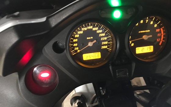 Motorrad Occasion Honda CBF 1000 - Bild 8