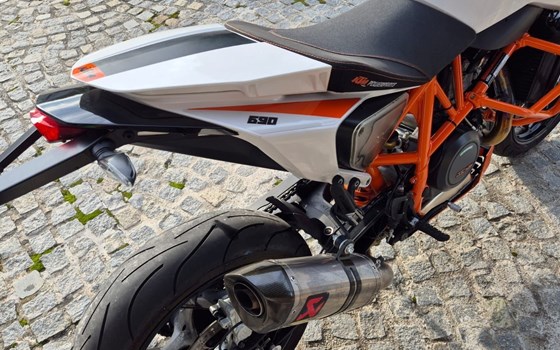 Gebrauchtmotorrad KTM 690 Duke R - Bild 4 Gebrauchtmotorrad KTM 690 Duke R - Bild 4