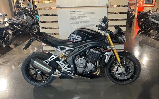 Gebrauchtmotorrad Triumph Speed Triple 1200 RS - Bild 2