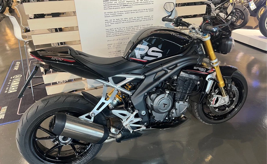 Angebot Triumph Speed Triple 1200 RS Bild 3: Angebot Triumph Speed Triple 1200 RS