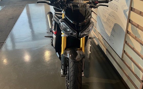 Gebrauchtmotorrad Triumph Speed Triple 1200 RS - Bild 5