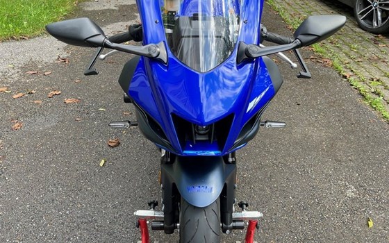 Gebrauchtmotorrad Yamaha R7 - Bild 2 Gebrauchtmotorrad Yamaha R7 - Bild 2