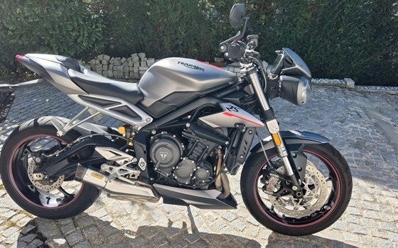 Gebrauchtmotorrad Triumph Street Triple RS - Bild 1 Gebrauchtmotorrad Triumph Street Triple RS - Bild 1