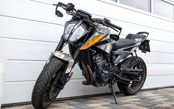 Gebrauchtmotorrad KTM 790 Duke L - Bild 1 Gebrauchtmotorrad KTM 790 Duke L - Bild 1