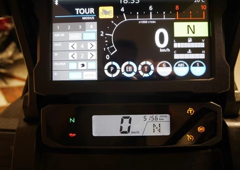 zum Vergrössern bitte anklicken!