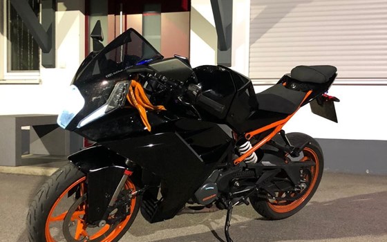 Gebrauchtmotorrad KTM RC 125 - Bild 3