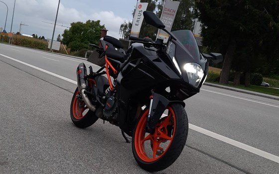 Gebrauchtmotorrad KTM RC 125 - Bild 8