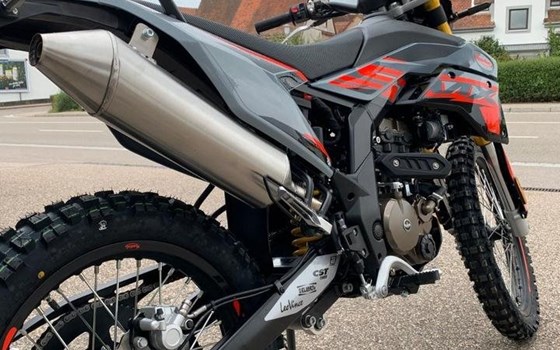 Neufahrzeug FB Mondial SMX 125i Enduro - Bild 8