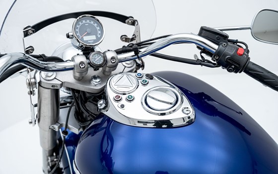 Motorrad Occasion Triumph America LT - Bild 8