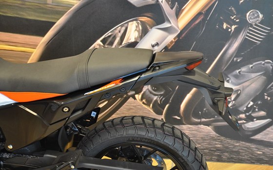 Neufahrzeug KTM 390 Adventure X - Bild 8